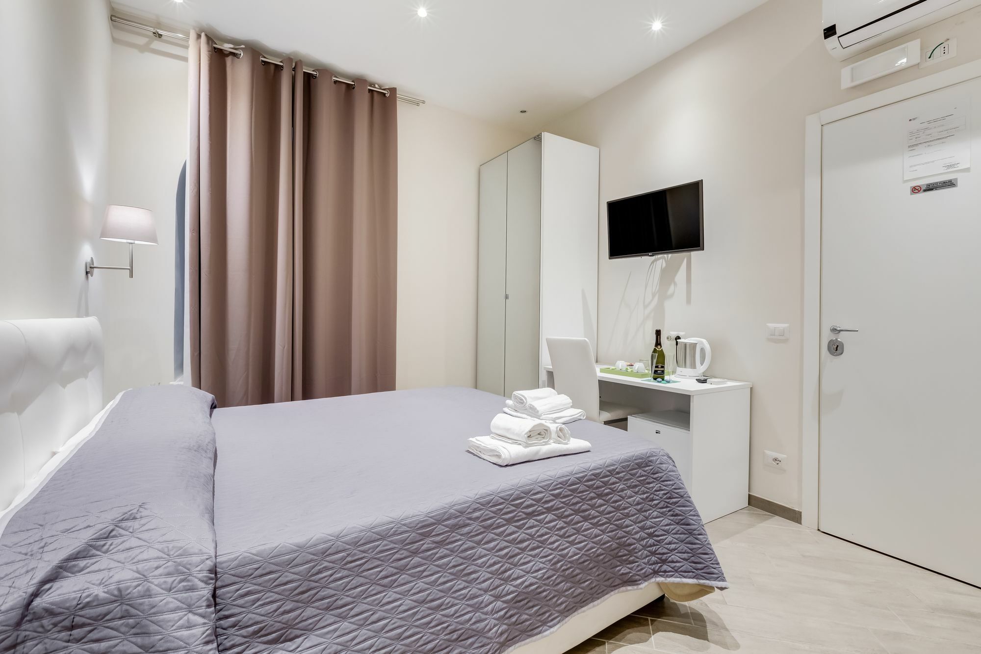 Vaticano 38 Suites Ρώμη Εξωτερικό φωτογραφία